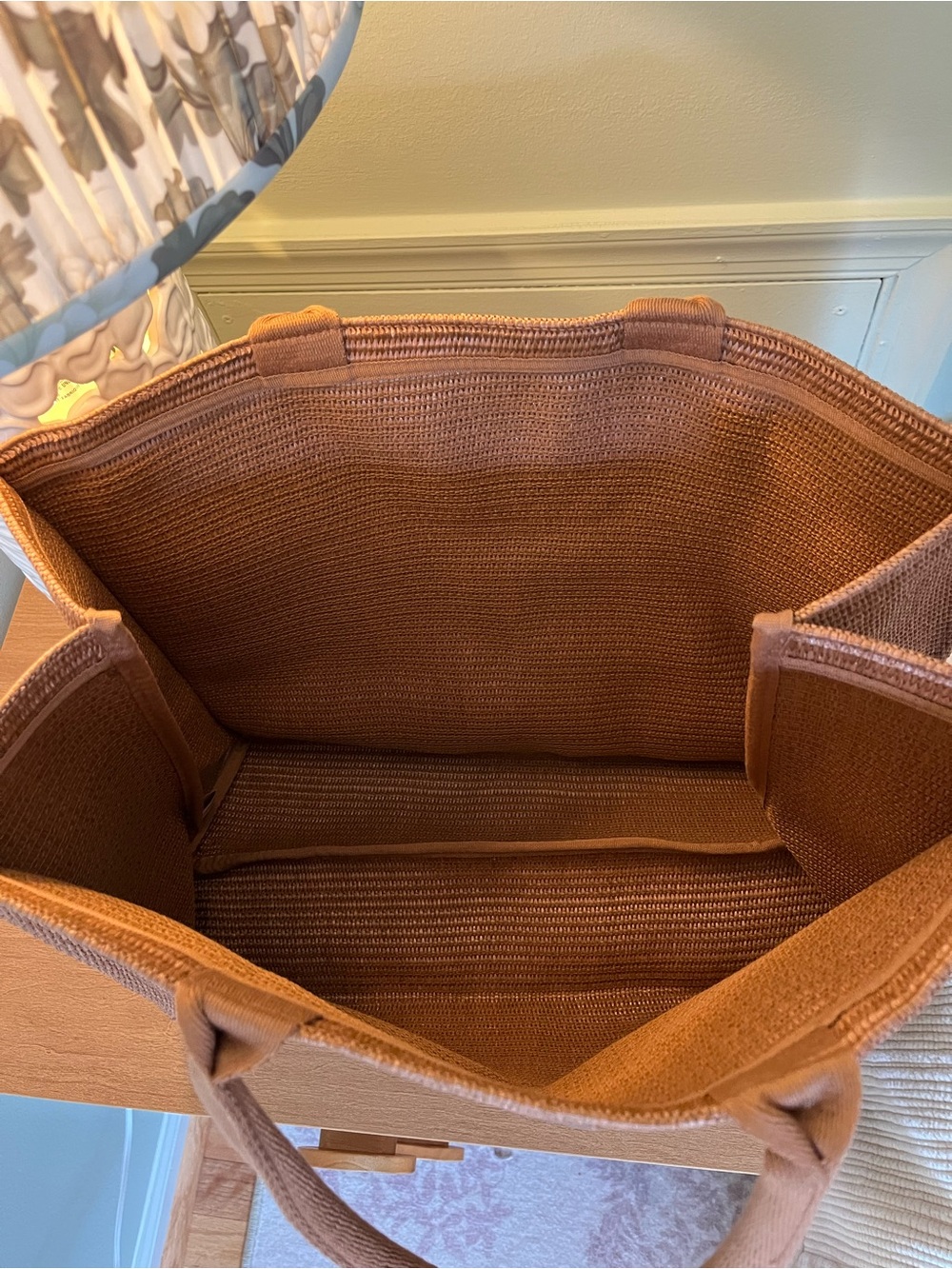 Burberry Large Woven Tote Bag in Light Brown - Picture 7 of 8